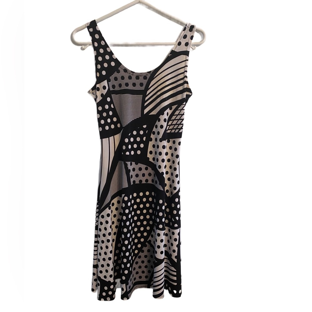 Sleeveless Mini Dress Black And White Size S